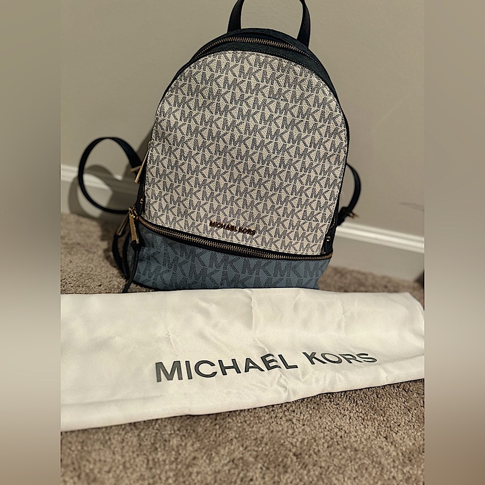 Michael Kors Womens Rhea Zip Backpack (Chambray/Navy) - w/ DustBag